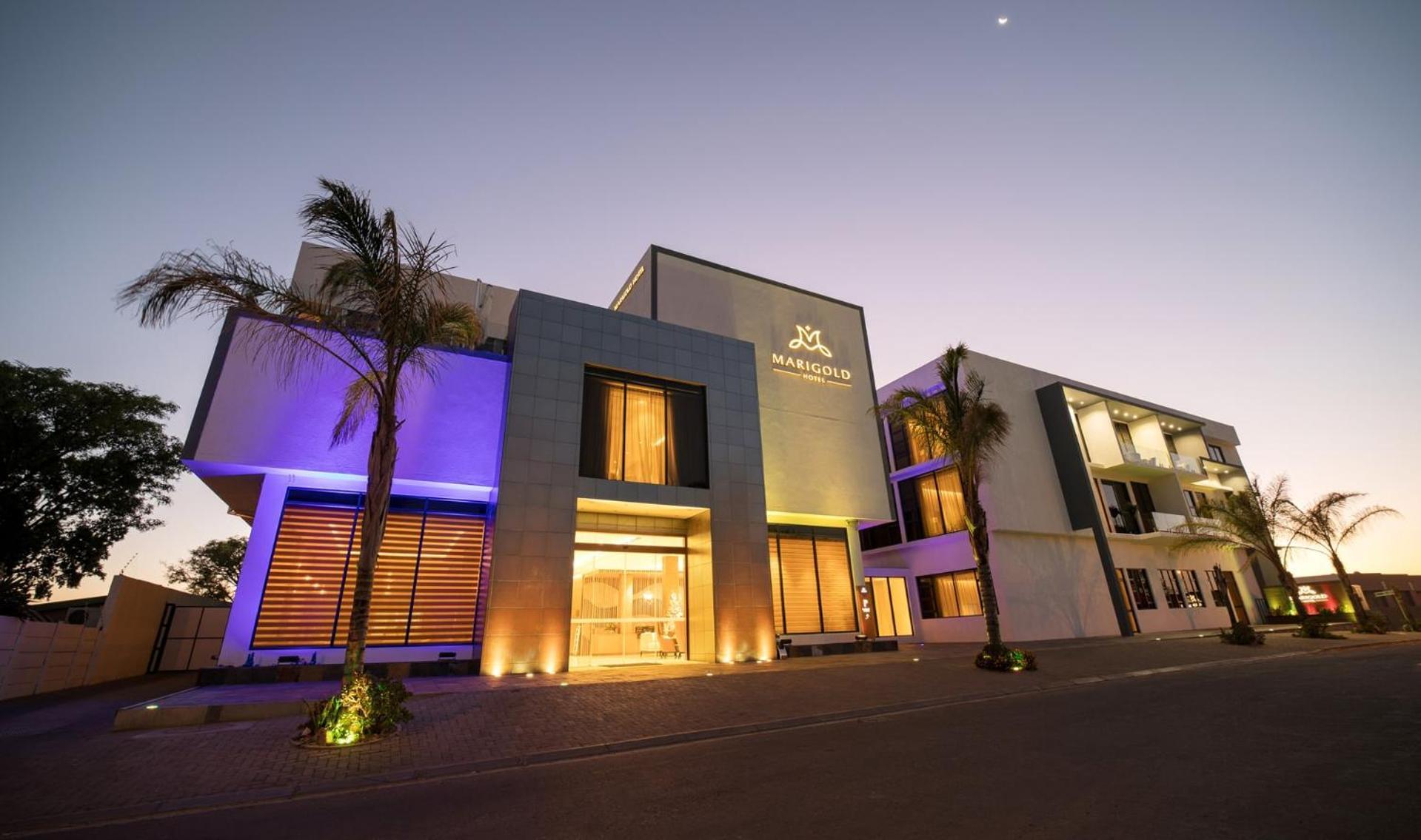 Marigold Hotel & Restaurants Windhoek Buitenkant foto